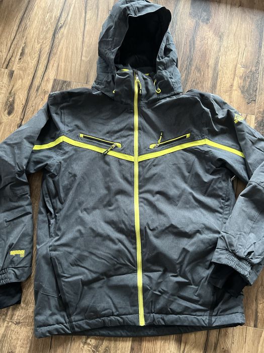 Geaca si pantaloni ski McKinley