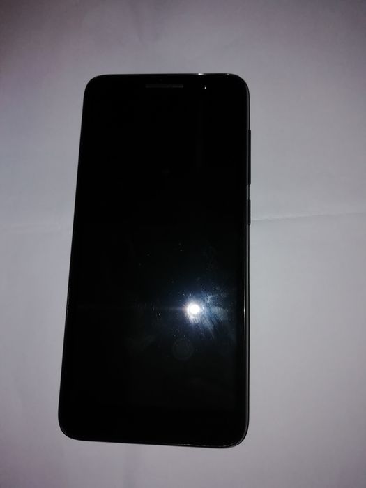 Alcatel 1 (8GB памет)