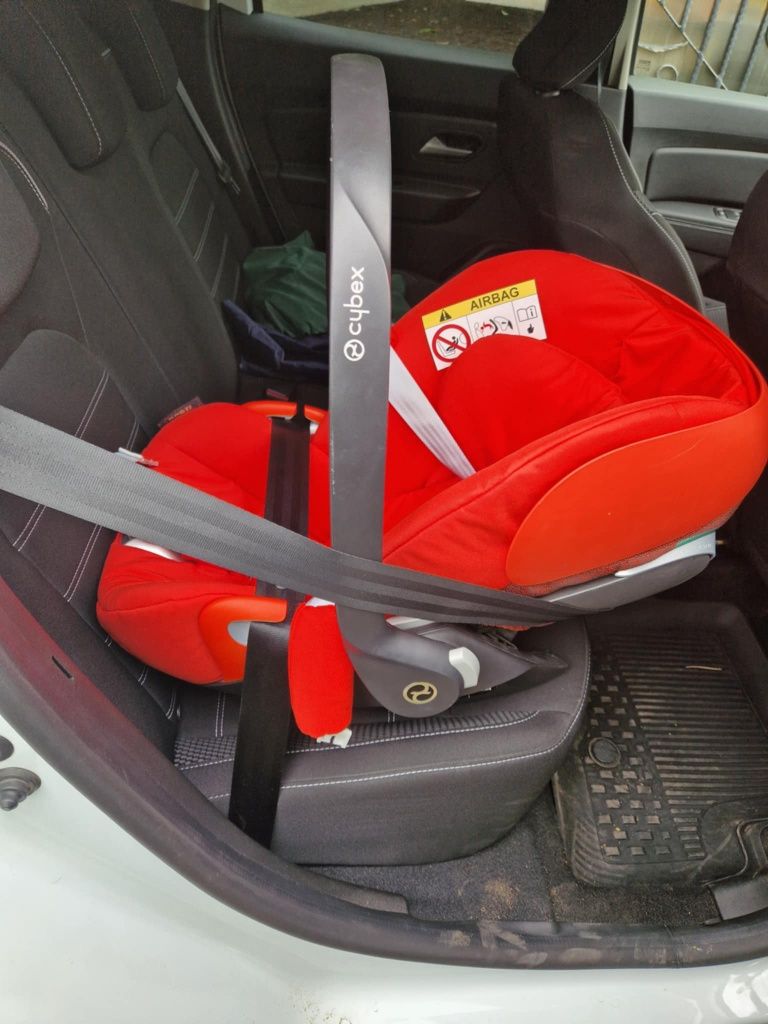 Vând scoica auto