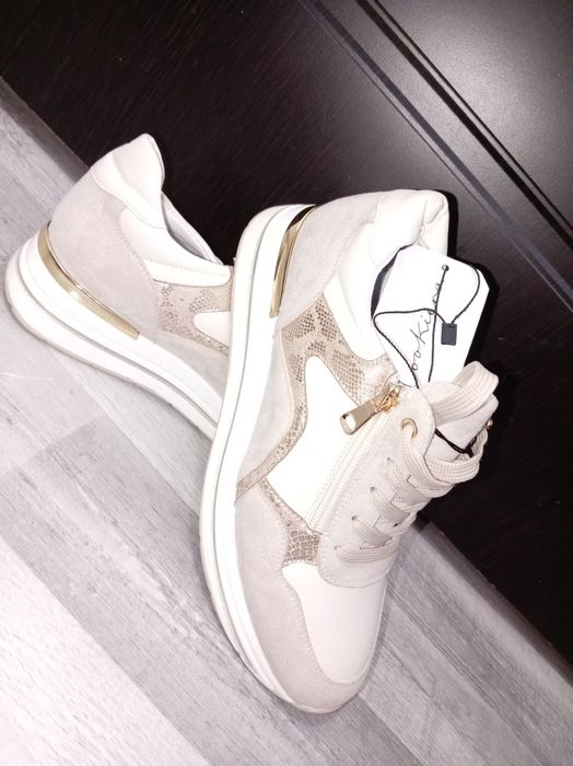 Adidași dama, marime 39