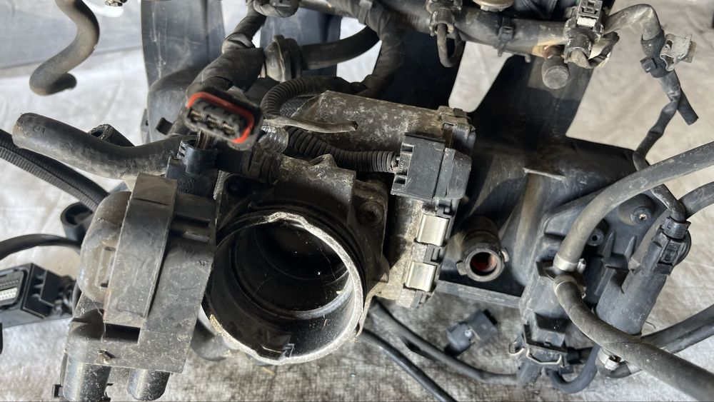 Mercedes W169 W245 2.0 колектор