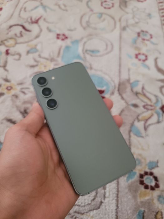 Samsung s23 флагман СРОЧНО ПРОДАМ