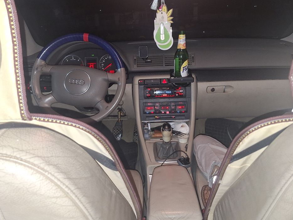 Schimb audi a4 b6 fulgera piele