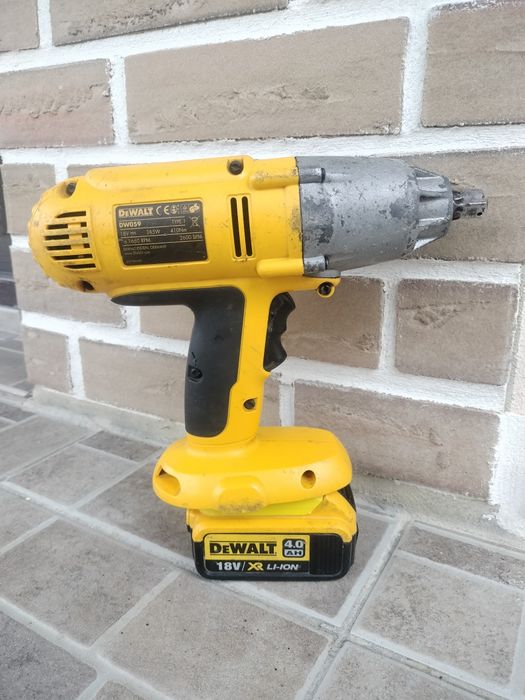 Impact dewalt 18 volți
