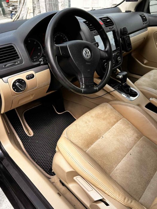 Volkswagen Golf 5 Automat 2006 – Trapă, Xenon, Piele + Alcantara