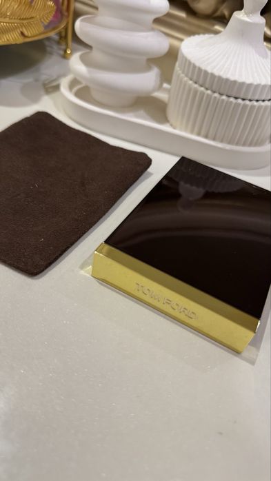 Оригинал тень в покупала для себя