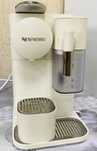 Капсульная кофемашина Nespresso DeLonghi Lattissima One. Почти новая