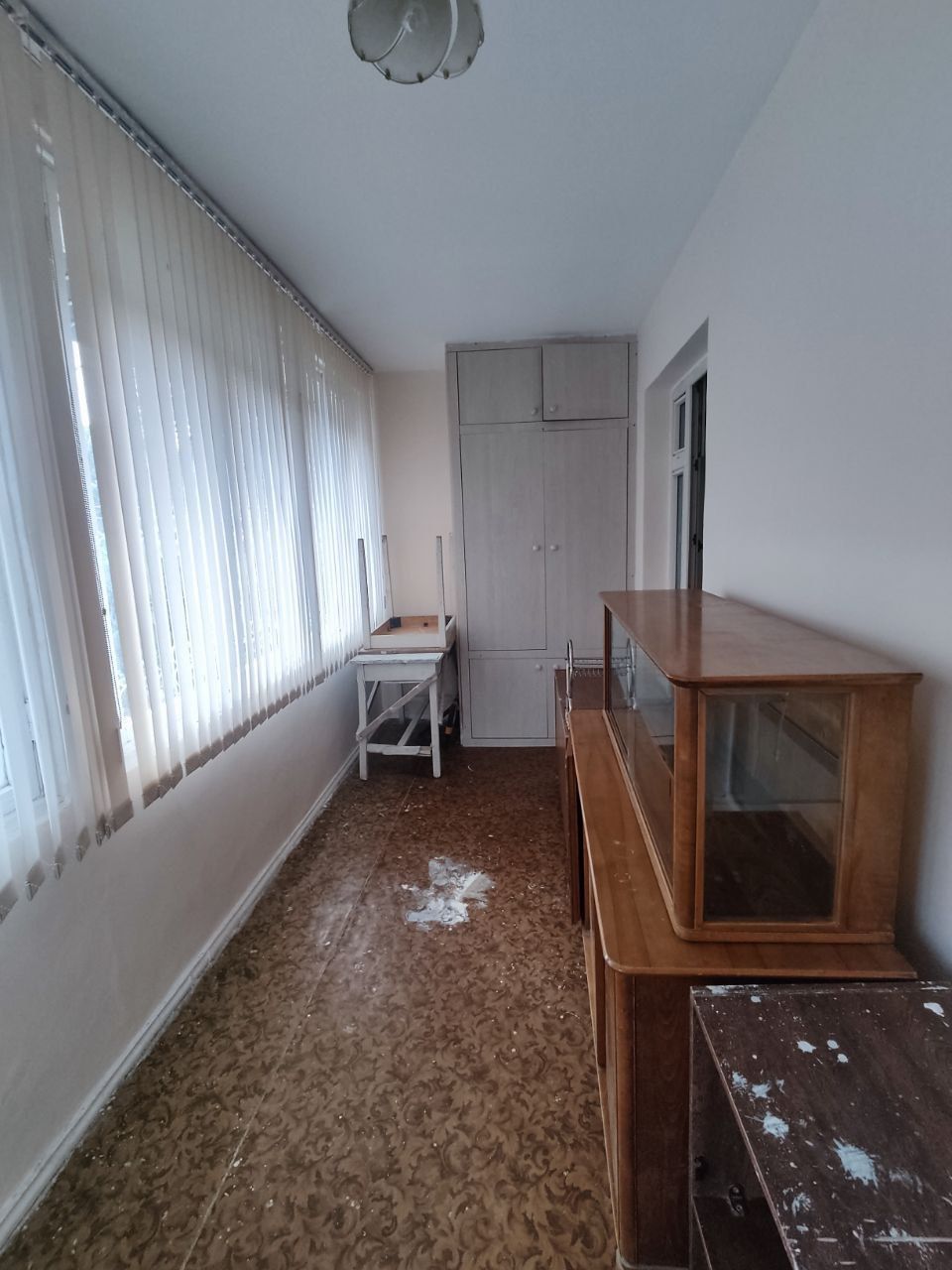 Сдаю квартиру в аренду Чиланзар Цквартал 3комнат 2этаж разделка90квадр