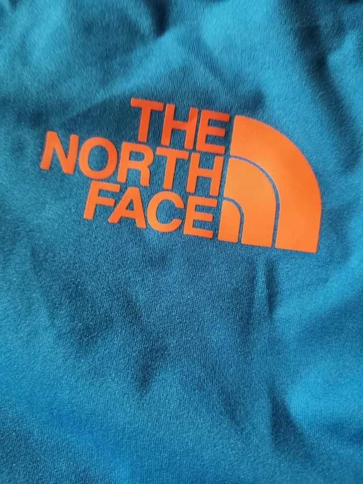 THE NORTH FACE DryVent
Мъжко водоустойчиво яке Перфектно състояние