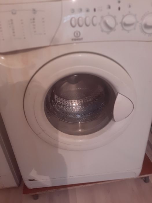 Продам стиральную машину ИНДЕЗИТ