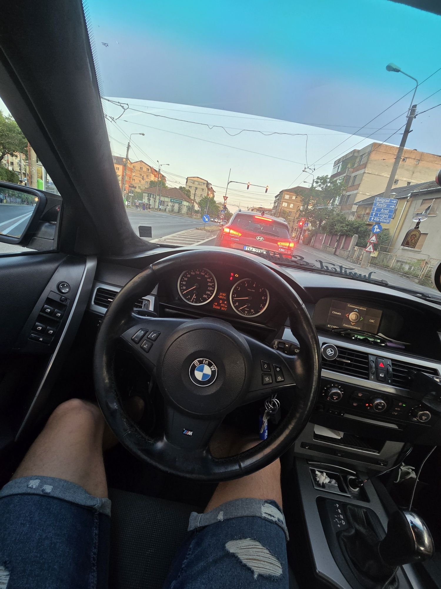 Vând BMW e60 525i automat an de fabricație 2005