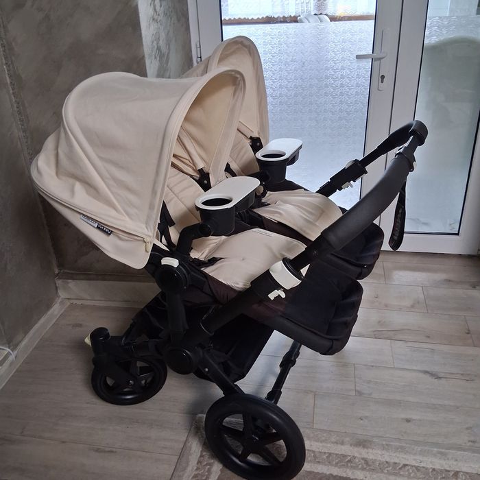 Carucior gemeni bugaboo donkey + scaune auto maxi cosi