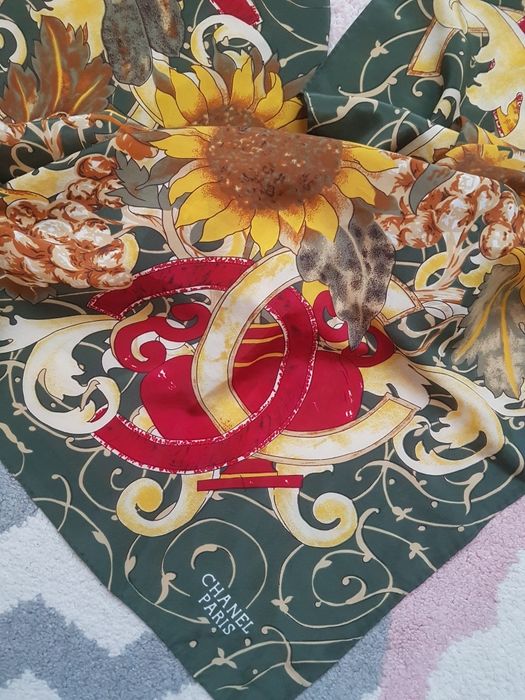 Esarfa Chanel din matase