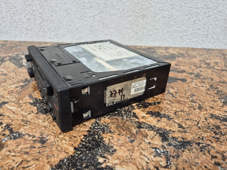 Vând casetofon auto marca Blaupunkt model Car 300 RDS