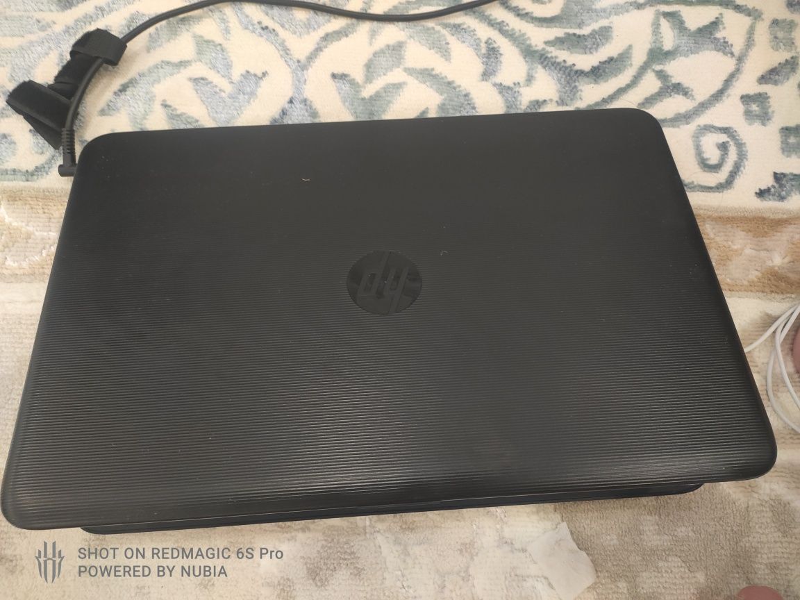 Продам ноутбук HP ОЗУ 8 gb, 500 gb для работы и учебы состояние хороше
