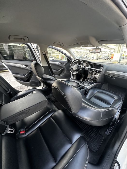 Vând Audi A4 b8.5/Cutie Automata/full led/interior piele neagra.