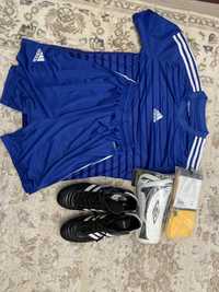 спортивный комплект одежды для футбола