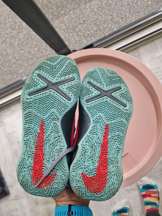 Ghete baschet Nike TEAM HUSTLE D9