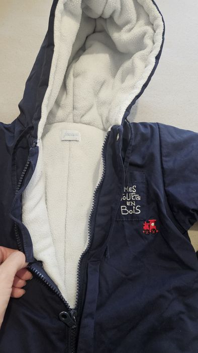 Combinezon gros cu botosi si manusi 3/6 luni