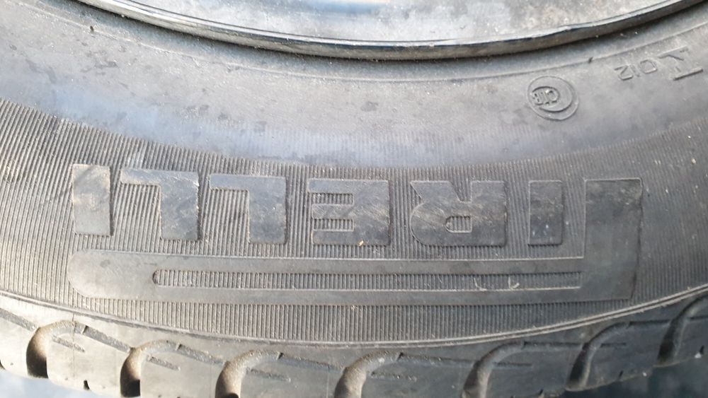 Джанти 4х100 с гуми 185 60 14 пирели