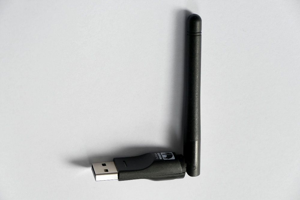 WiFi адаптер МедиaTek MT7601 Original USB 2 dB антена Мрежова карта