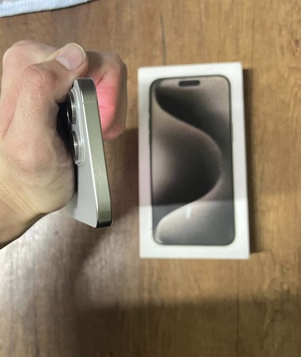 15 pro max 256 xotira 84 yomkost 10mln 400