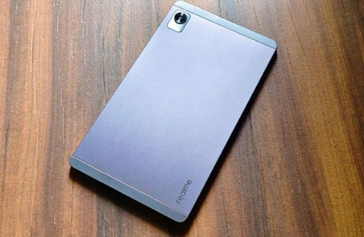 Realmi pad mini.