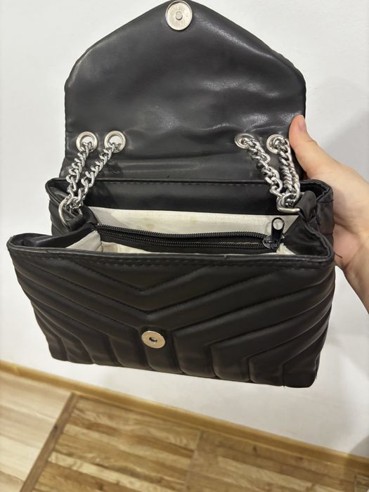 Дамска чанта в черно!