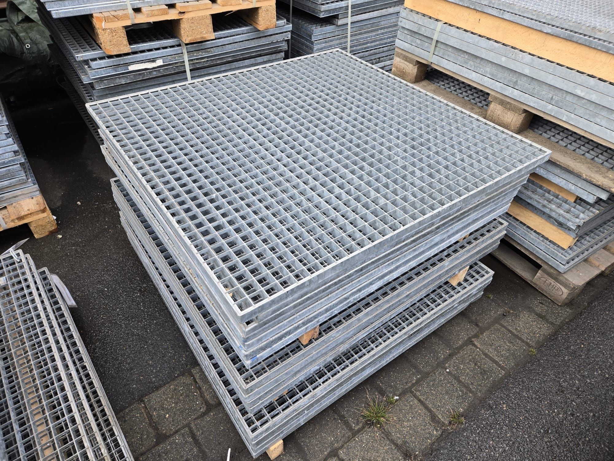 Grătare zincate 4mm  g