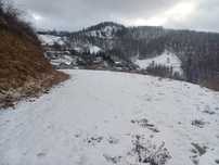 Vand sau schimb  teren muntele rece intravilan