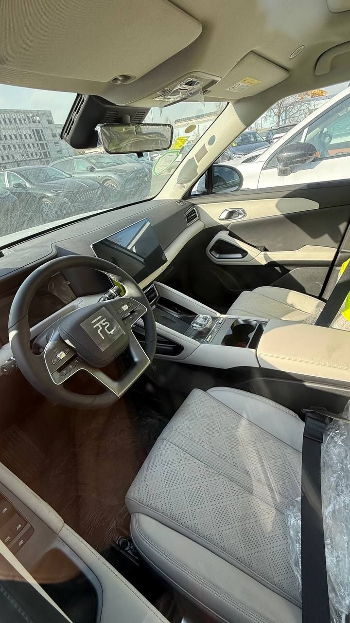 BYD Yuan Up 3 Dop Smart Drive