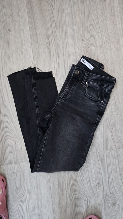 Слим дънки ZARA.