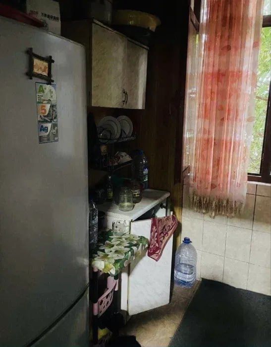 Продается 2-комнатная квартира в Яшнабаде, Тузель-4, ориентир 40 Лет