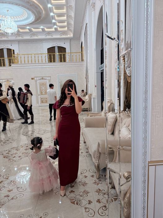 Плтаья красивый  вечерный