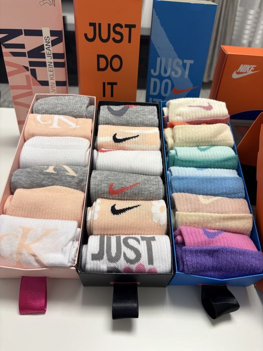 Ciorapi dama Calvin Klein , Nike