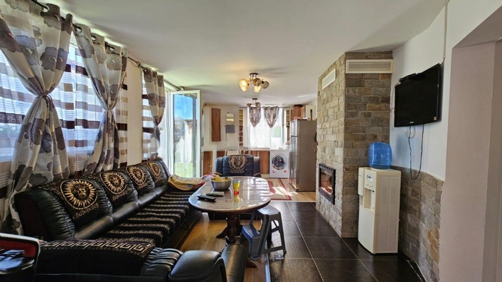 Продава се Къща в с. Извор, Област Бургас - 480 кв.м за 1250 €/кв.м - Снимка #4