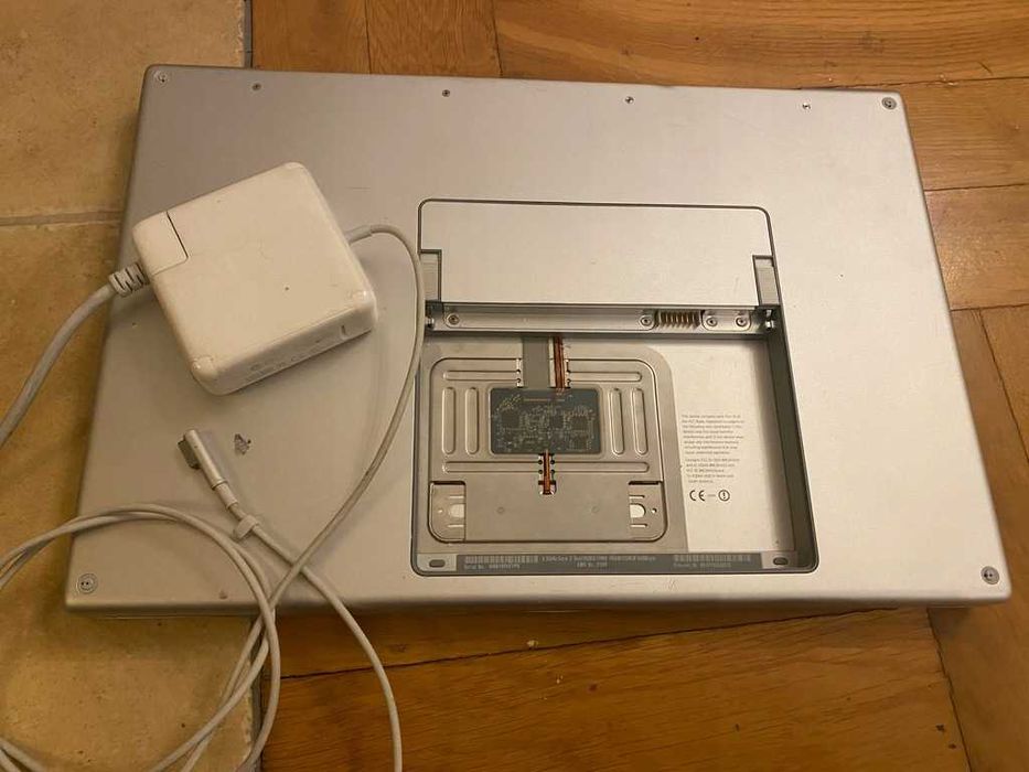 Laptop de colectie Apple Macbook Pro A1212 - 2006 - functional perfect