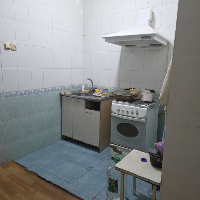 Продажа Срочно Чиланзар 1 Высокопотолочка  3/3/4