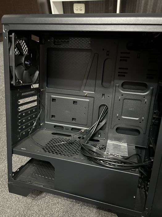 Корпус AeroCool Cylon RGB