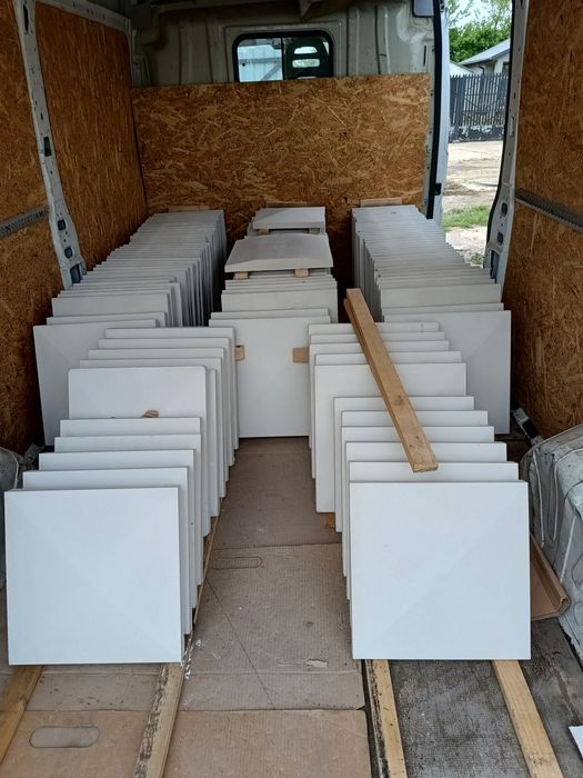 Pavaj si capace de gard