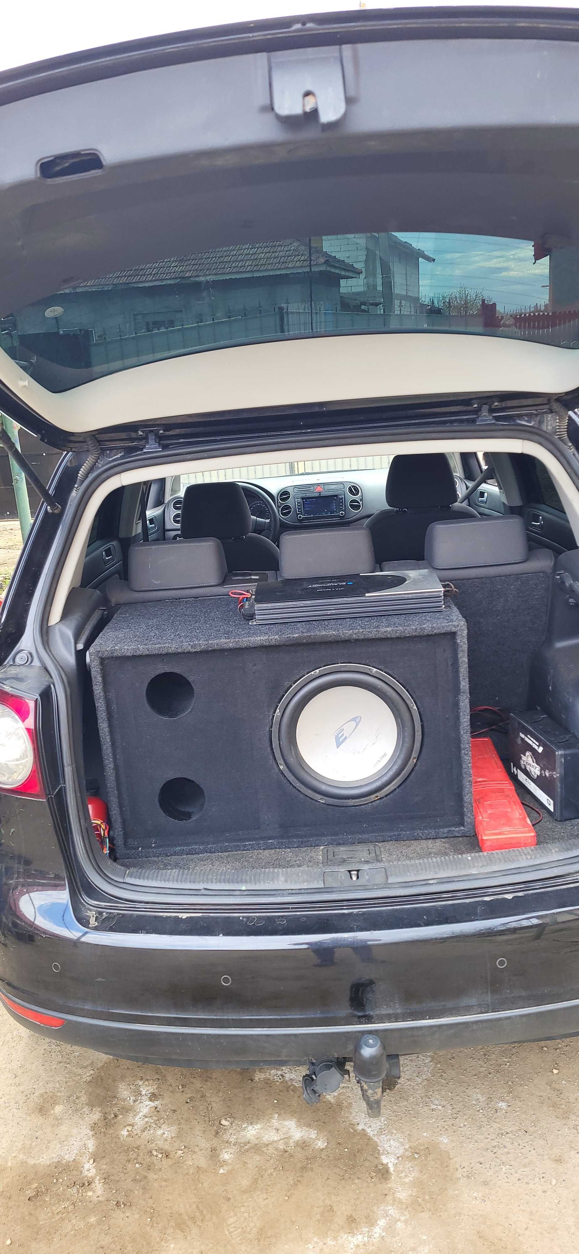 Vând subwoofer alpine si statie blaupunkt