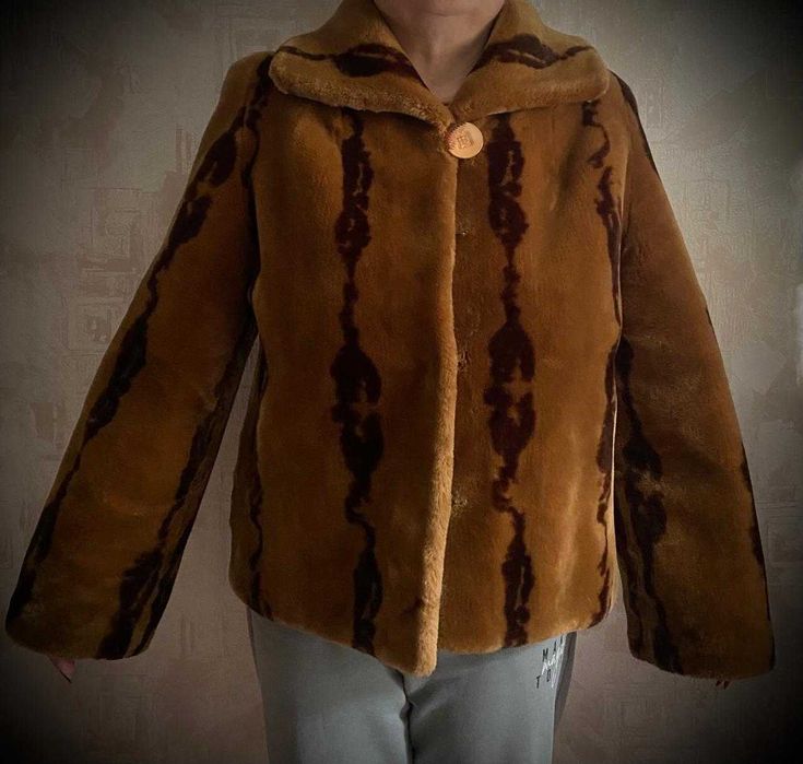 полушубок из искусственного меха