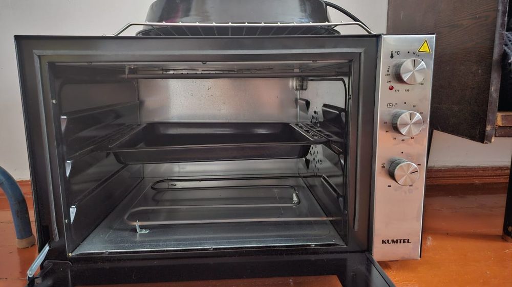 электропечь Kumtel lX-9326 черный, стальной, серебристый