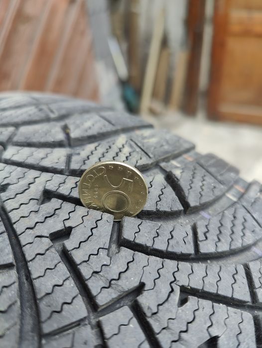 205/55 R16 4 броя Зимни гуми good year. DOT 2218.