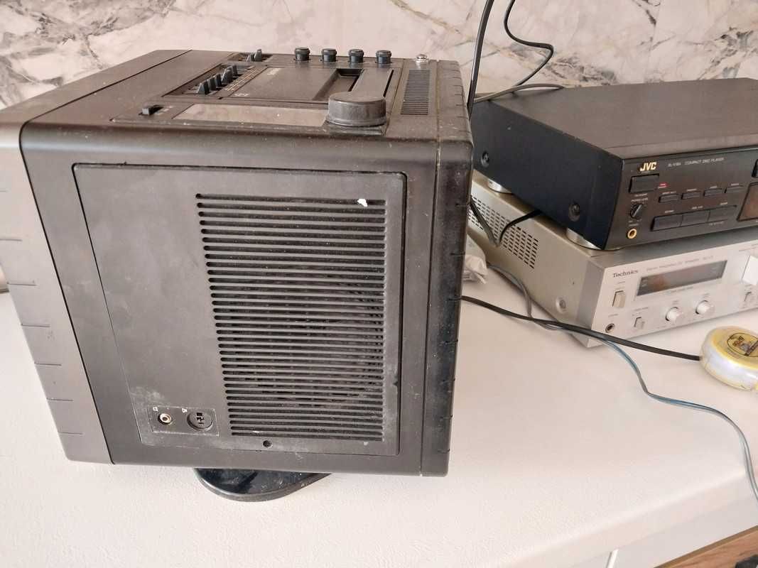 TV vintage portabil Philips Type 9 DC2100 cu mic DEFECT
