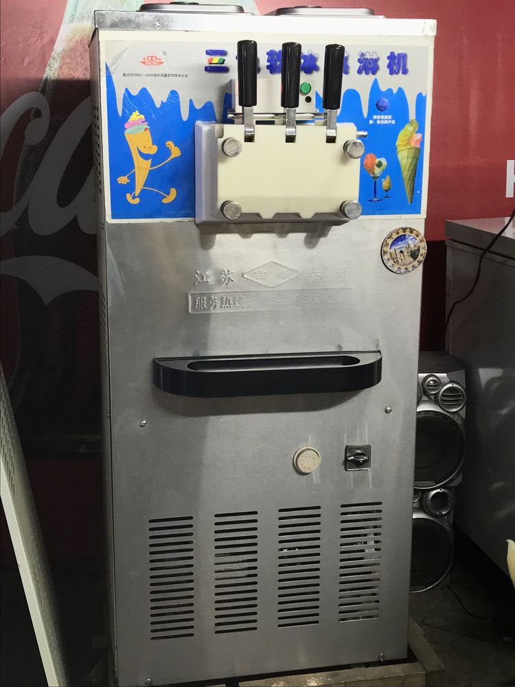 Мороженое аппарат, фригомат
