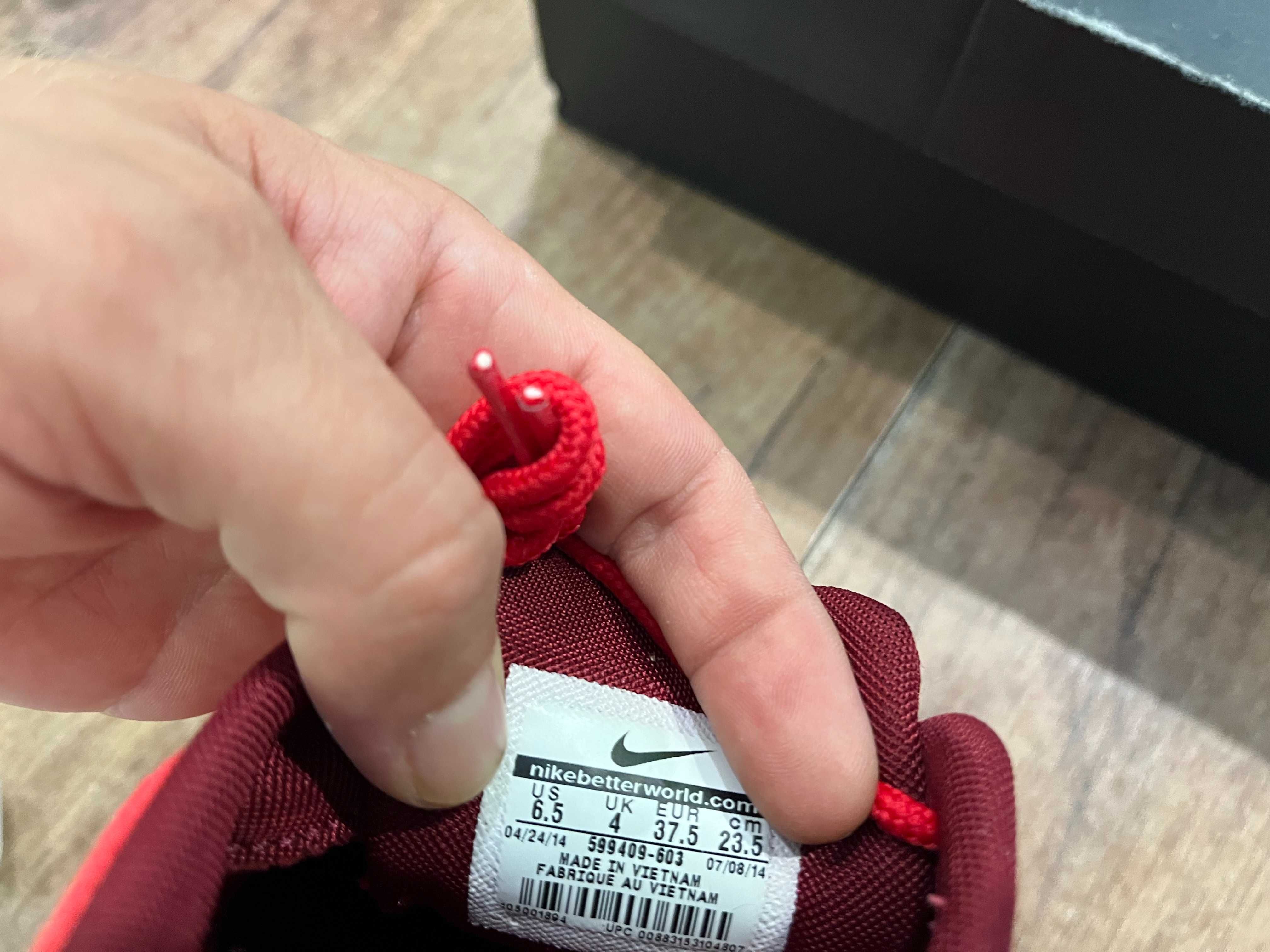 ОРИГИНАЛНИ *** Nike Air Max Thea / Action Red / Red / Sail