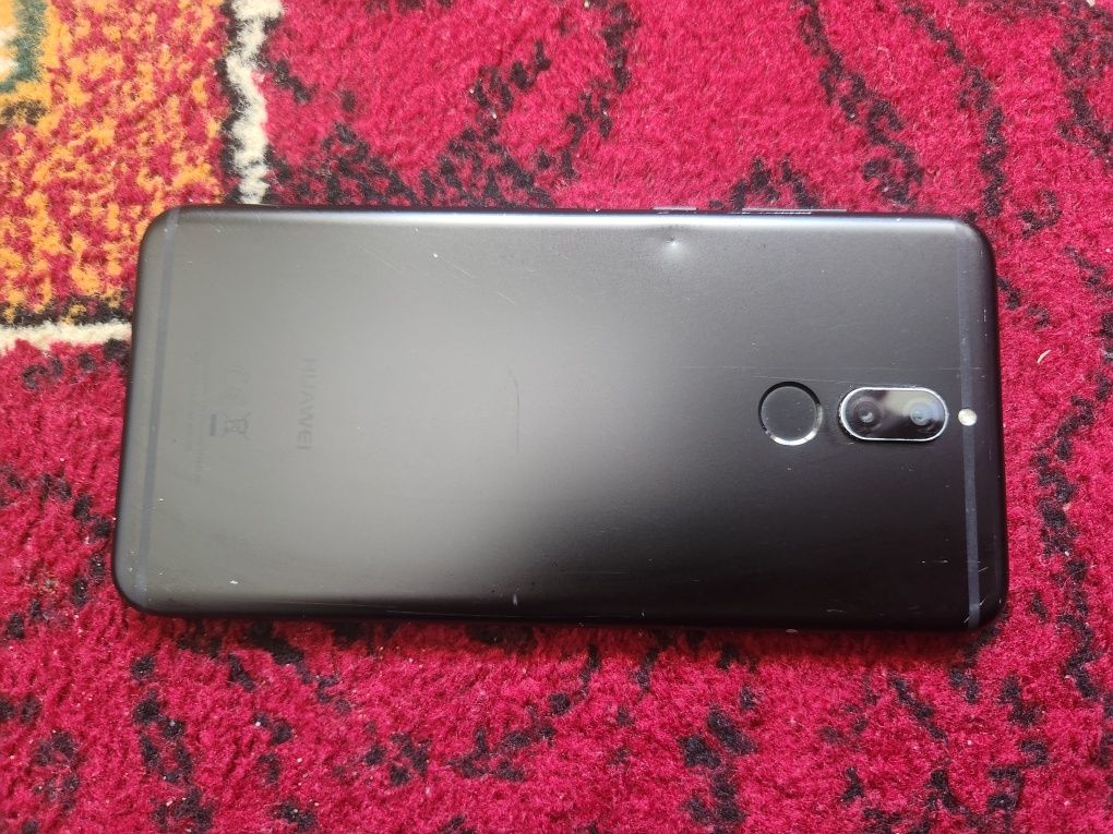 HUAWEI mate 10 lite