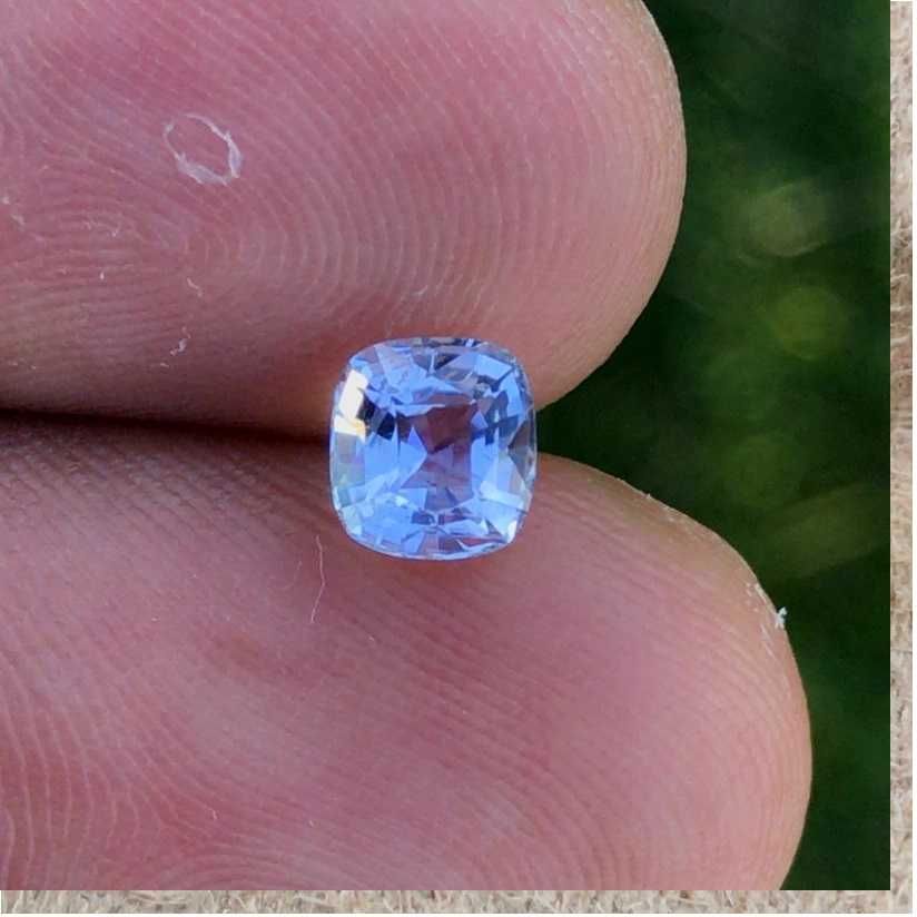 Piatra lunii naturala , natural VVS moonstone from Brazil