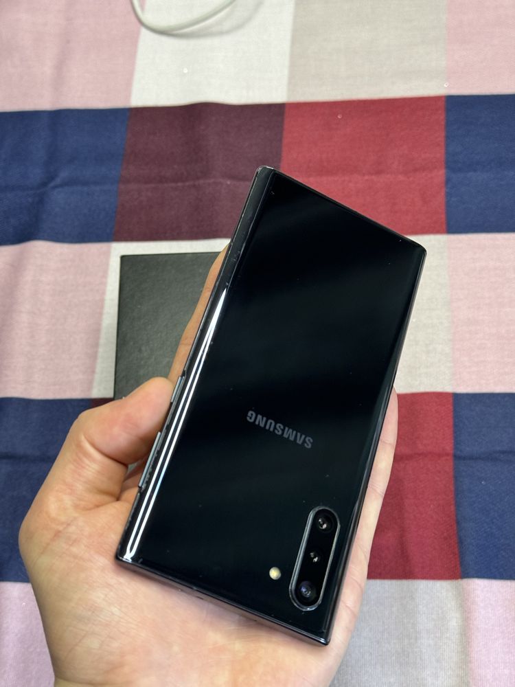 Samsung Note 10 256 gb Ram 8 срочно